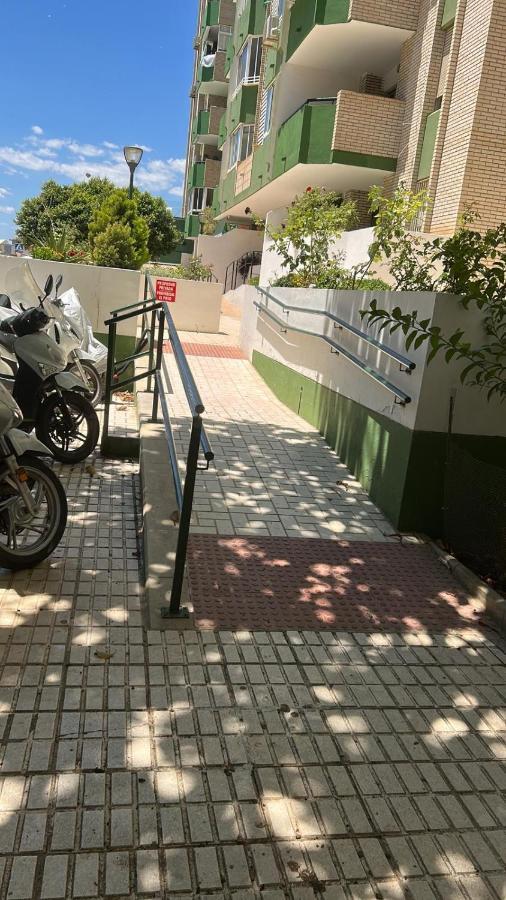 Piso 110M² En El Palo Con Parking Cerca De La Playa Lägenhet Málaga Exteriör bild