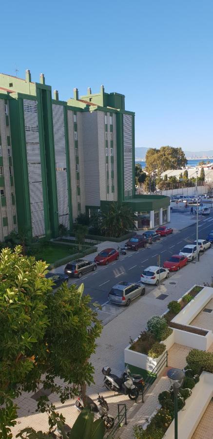 Piso 110M² En El Palo Con Parking Cerca De La Playa Lägenhet Málaga Exteriör bild